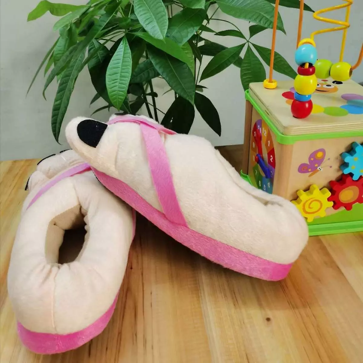 1 Pair Monster Adventure Slippers,novelty Winter Big Feet Slippers Creative Bigfoot Shoes Warm Winter Hobbit Feetsize:5-7 - Image 4