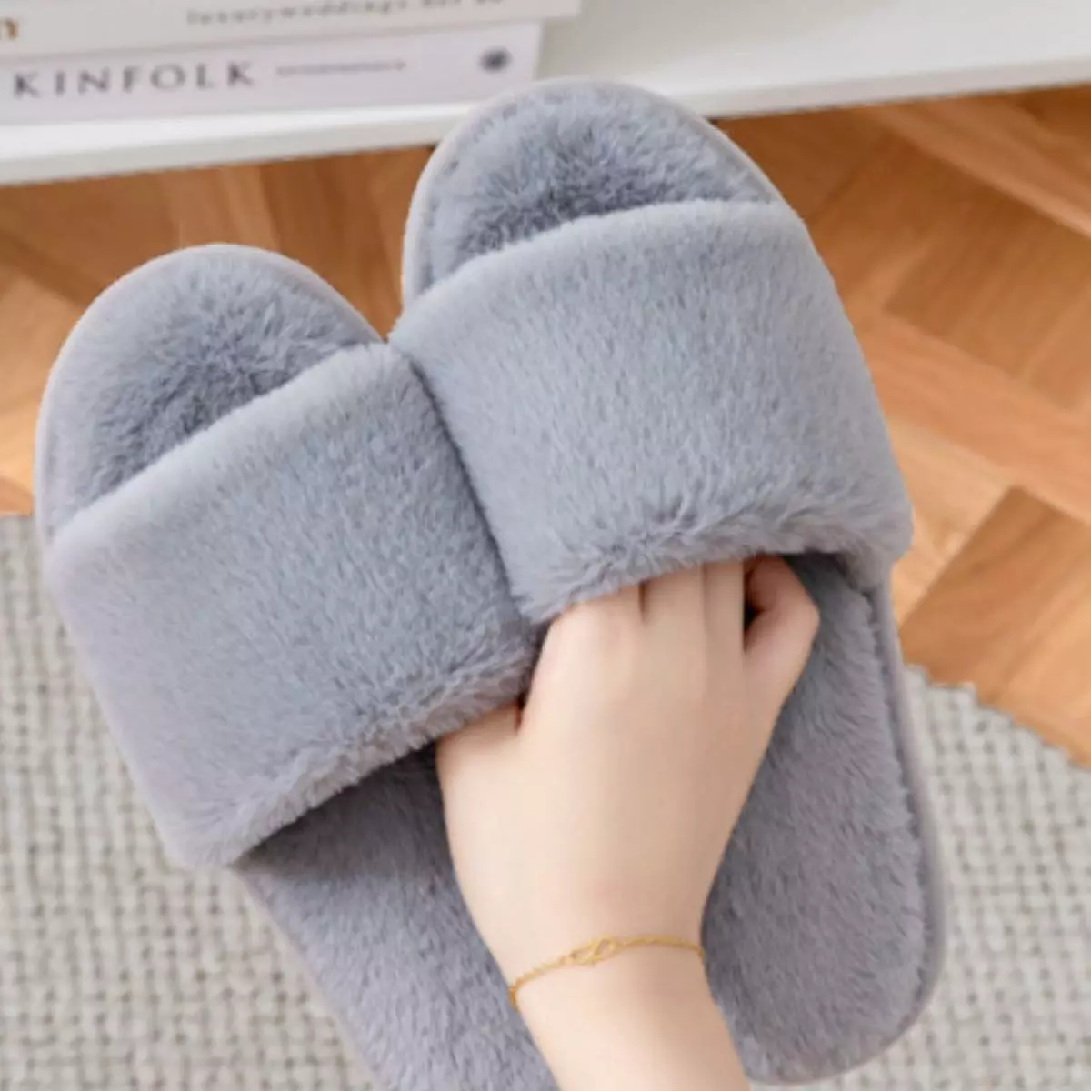 Womens Texture Plush One Band Memory Foam Slide On Slippers, Warm Fuzzy Fluffy Open Toe Bedroom Slides Slipper5-6 - Image 2