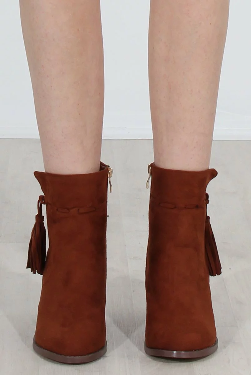 Valentino Tan Tassel Ankle Boots - Image 4
